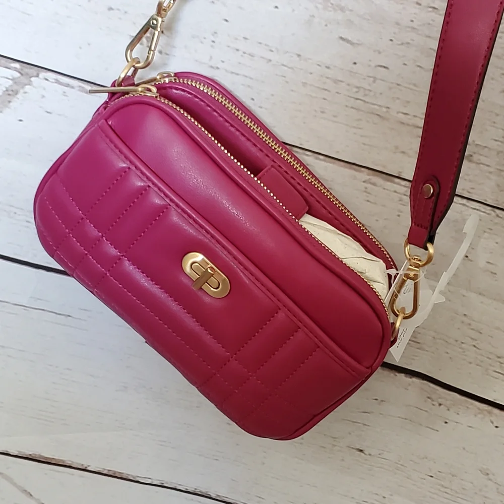 Time and Tru recycled materials puffer quilted camera bag crossbody bag magenta